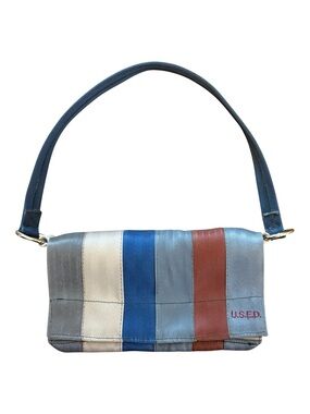 Upcycled Seatbelt Shoulder Bag/Y2K Canadian Recycled Seatbelt Purse by U.S.E.D